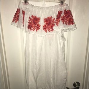 White dress with roses